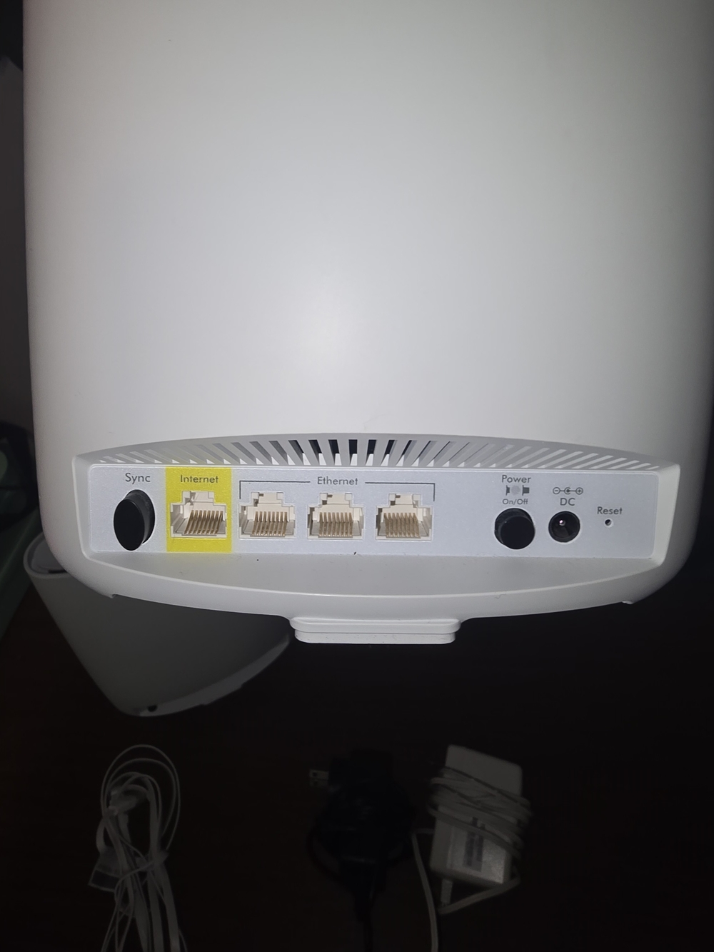 NETGEAR Orbi Router RBR50 and Satellite RBS50 Home Mesh WiFi AC3000 - Picture 6 of 10